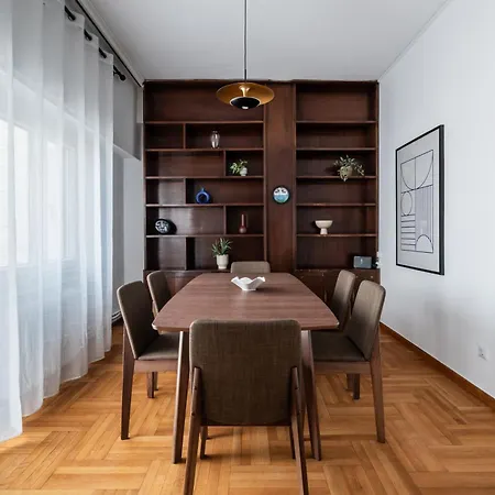 Apartmán Yestayhomes Three Bedroom Sina